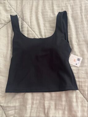 Fabletics Black Ribbed Scoop Neck Crop Tank Top - Women